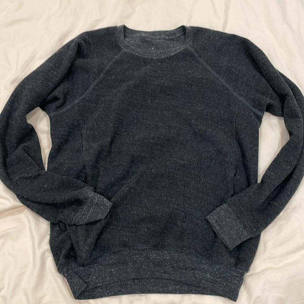 Alo Dark Grey Pullover